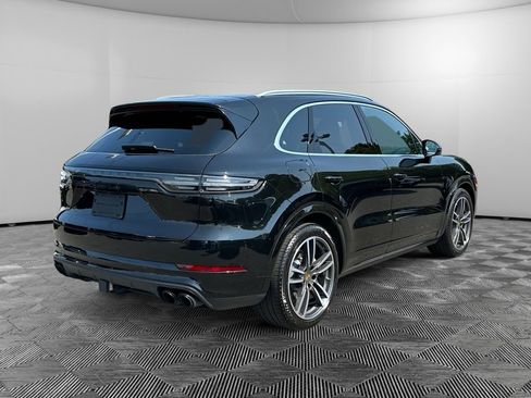 Used 2023 Porsche Cayenne Turbo AWD/4WD image 5
