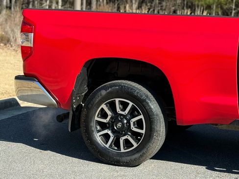 Used 2015 Toyota Tundra SR5 w/ TRD Off Road Package image 11