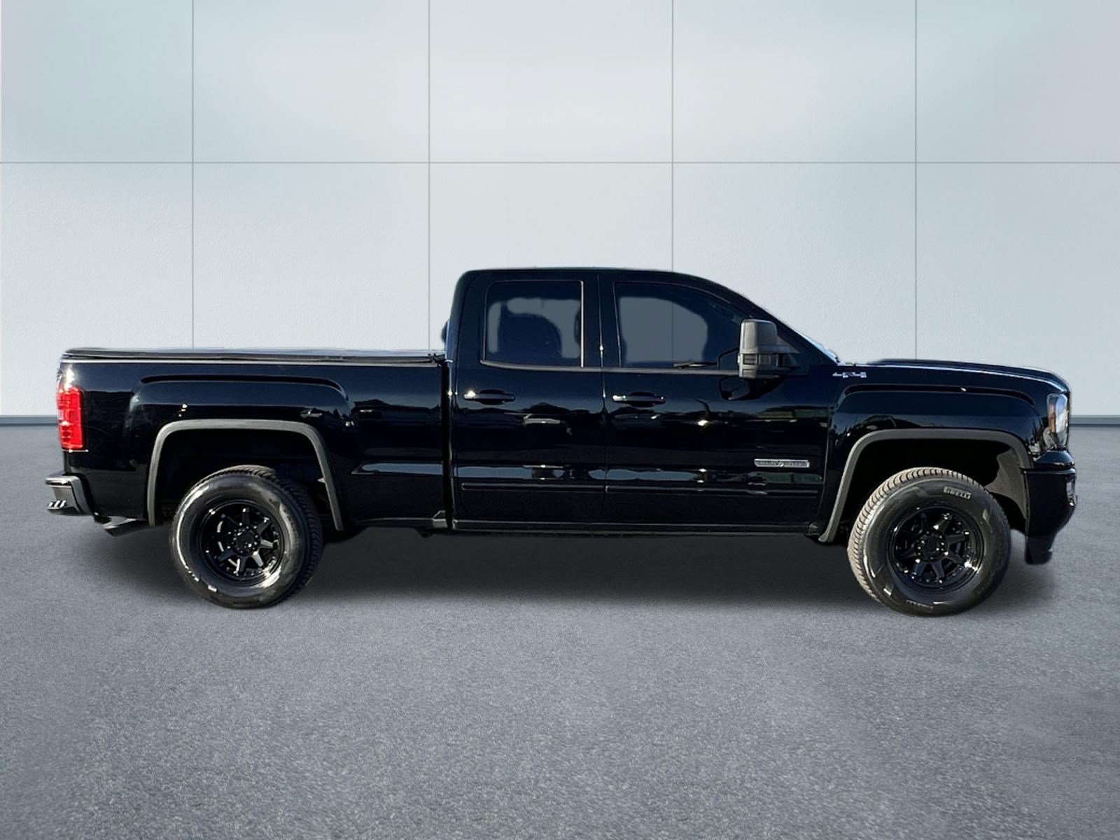 Used 2017 GMC Sierra 1500 4x4 Double Cab w/ Elevation Edition image 7