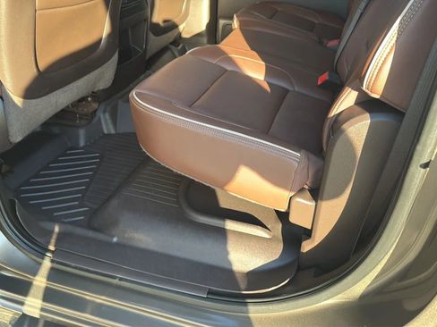 Used 2015 Chevrolet Silverado 2500 High Country w/ Duramax Plus Package AWD/4WD image 54