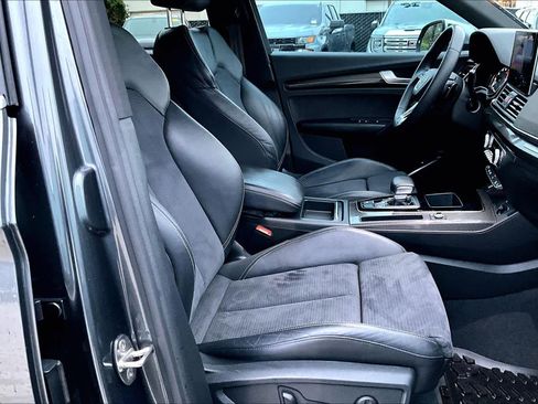 Used 2022 Audi SQ5 Premium image 8
