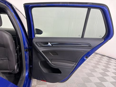 Used 2018 Volkswagen Golf R 4-Door AWD/4WD image 29