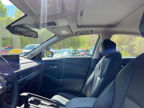 Used 2024 Honda Accord EX image 13