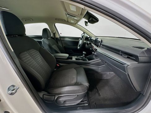 Used 2025 Kia K5 LXS image 29