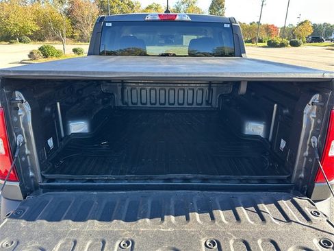 Used 2023 Ford Maverick XL image 29