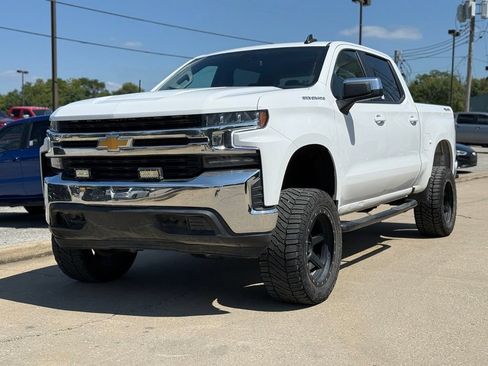 Used 2021 Chevrolet Silverado 1500 LT w/ Fleet Comfort Package AWD/4WD image 2