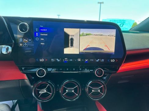 Used 2025 Chevrolet Blazer EV RS AWD/4WD image 17