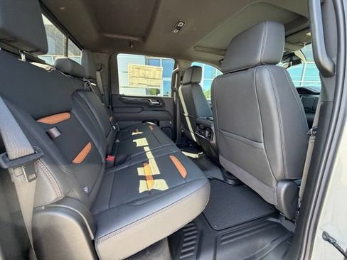 New 2026 GMC Sierra 2500 AT4 w/ AT4 Premium Plus Package AWD/4WD image 30