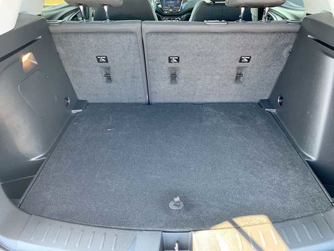 Certified 2022 Chevrolet TrailBlazer LT w/ Convenience Package image 23