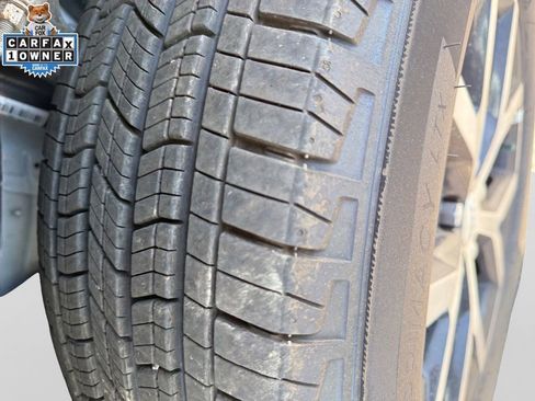Certified 2024 Jeep Grand Cherokee Limited AWD/4WD image 19