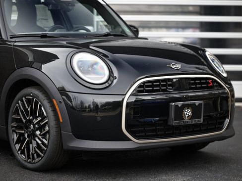 New 2026 MINI Cooper S image 2