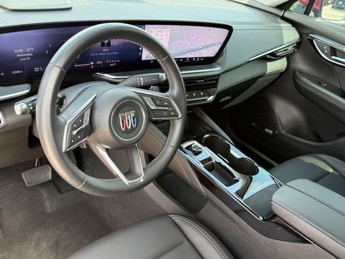 Used 2025 Buick Envision Preferred AWD/4WD image 11