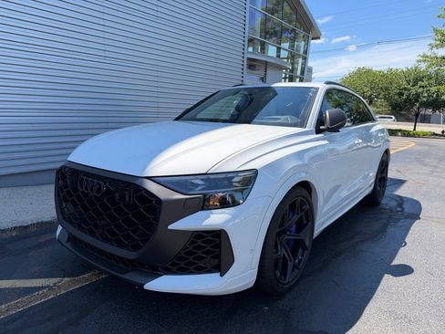 Used 2026 Audi RS Q8 performance AWD/4WD image 1