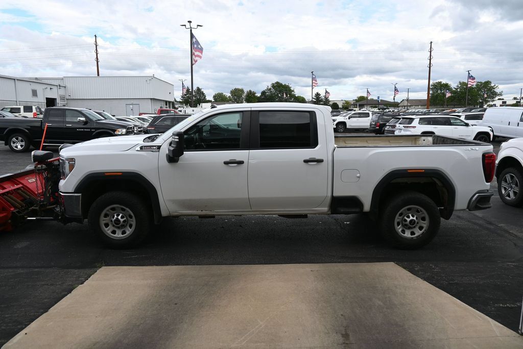 Used 2021 GMC Sierra 3500 4x4 Crew Cab w/ Convenience Package image 7