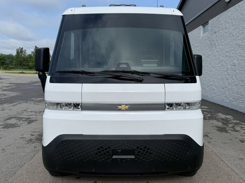 Used 2025 Chevrolet Brightdrop 600 FWD image 2