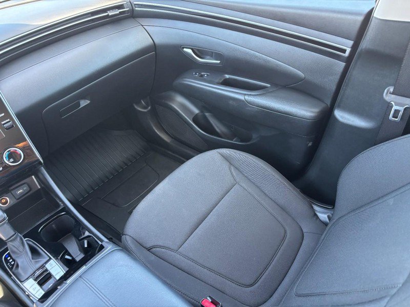 Used 2024 Hyundai Tucson SE FWD image 16