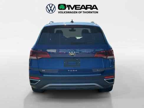 Used 2023 Volkswagen Taos SE w/ Panoramic Sunroof Package AWD/4WD image 4