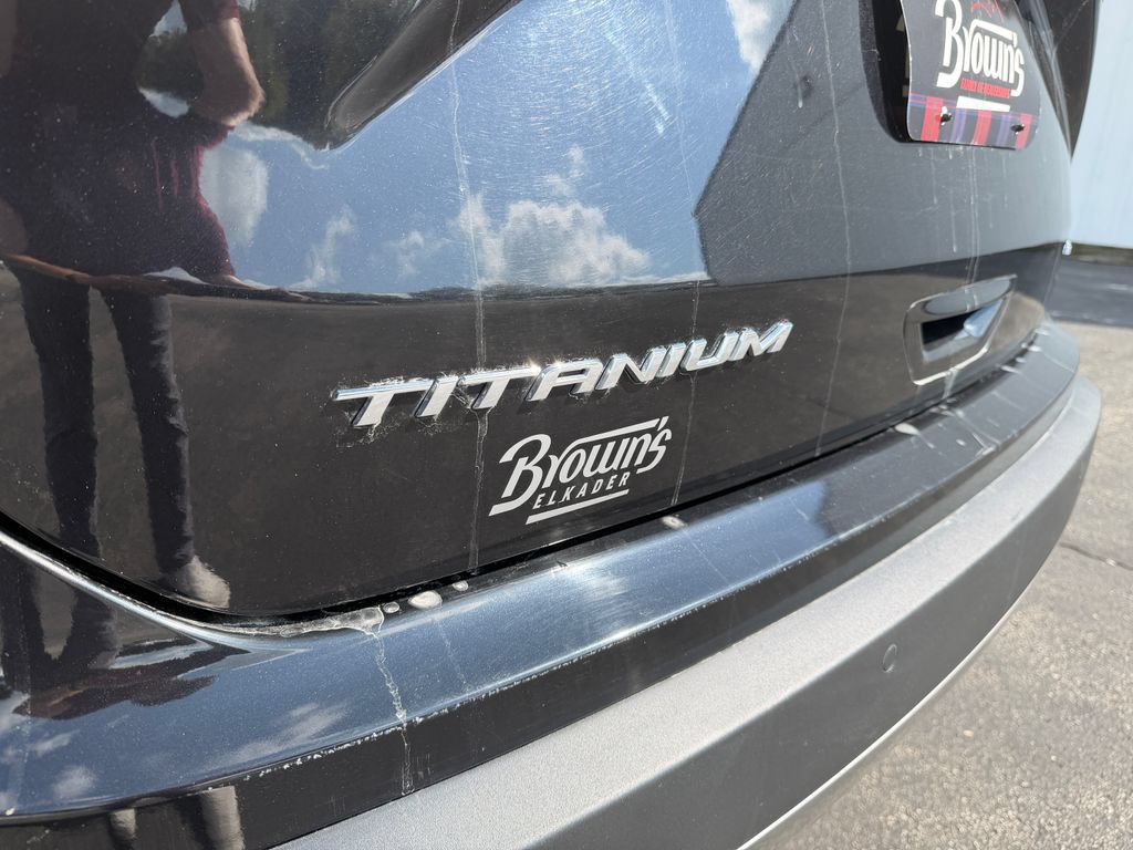 Used 2022 Ford Edge Titanium w/ Equipment Group 301A AWD/4WD image 41
