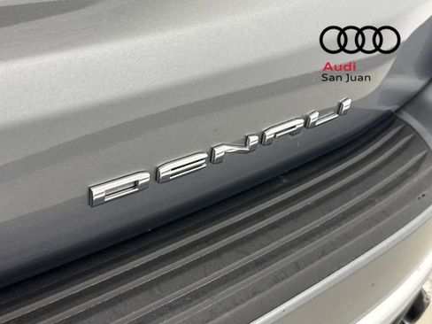 Used 2022 GMC Yukon XL Denali image 25