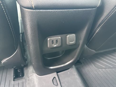 Used 2022 GMC Canyon Denali AWD/4WD image 26