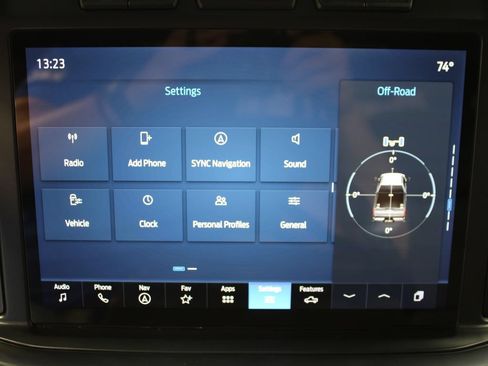 Used 2024 Ford F250 Lariat w/ Sport Appearance Package AWD/4WD image 31