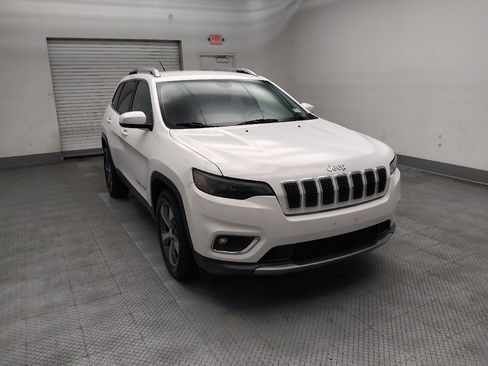 Used 2019 Jeep Cherokee Limited FWD image 13