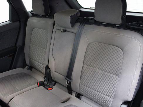 Used 2020 Ford Escape SE image 23