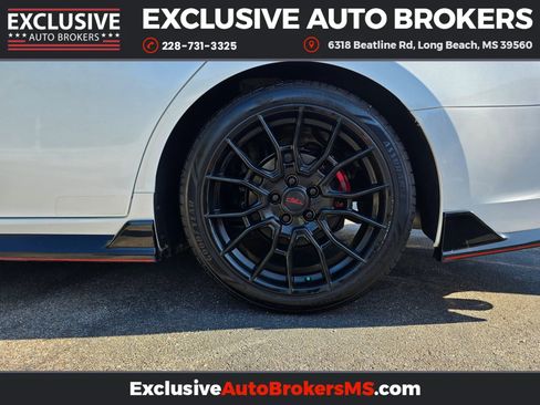 Used 2021 Toyota Avalon TRD image 16