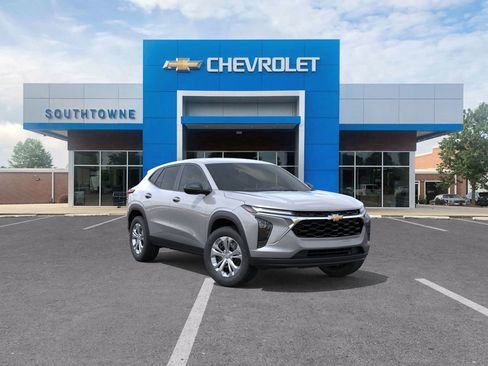 New 2026 Chevrolet Trax LS image 25
