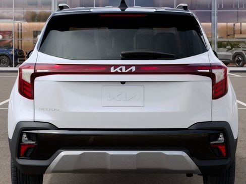 New 2026 Kia Seltos S FWD image 13