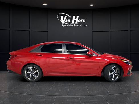 Used 2023 Hyundai Elantra Limited w/ Cargo Package FWD image 8