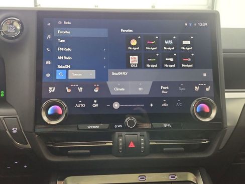 Used 2024 Lexus GX 550 w/ Accessory Package (2T) AWD/4WD image 7