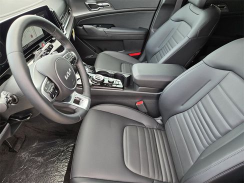New 2025 Kia Sportage SX Prestige image 9