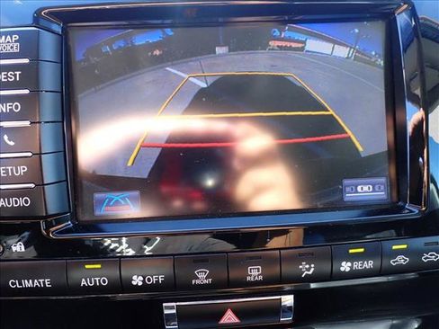 Used 2013 Toyota Land Cruiser AWD/4WD image 26