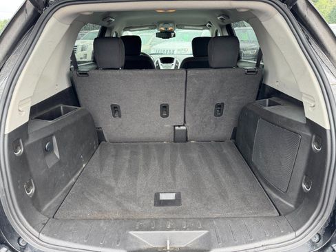 Used 2017 GMC Terrain SLE FWD image 17