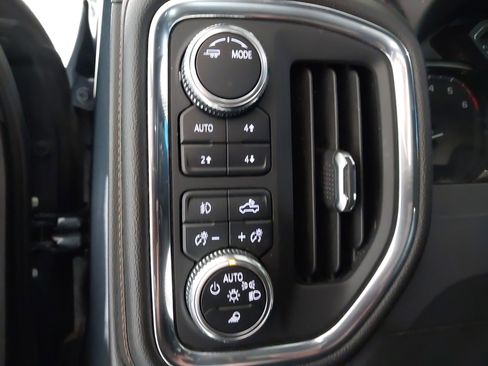 Used 2021 GMC Sierra 1500 AT4 image 24