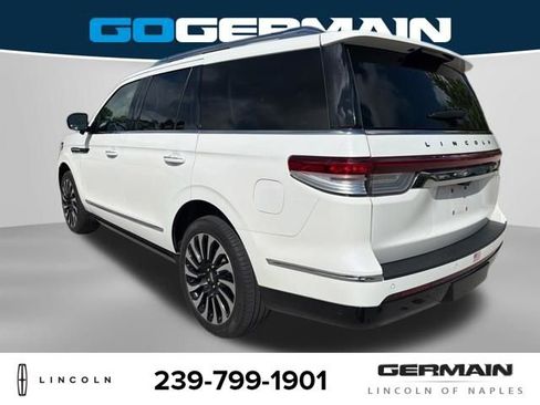 Used 2023 Lincoln Navigator Black Label AWD/4WD image 5