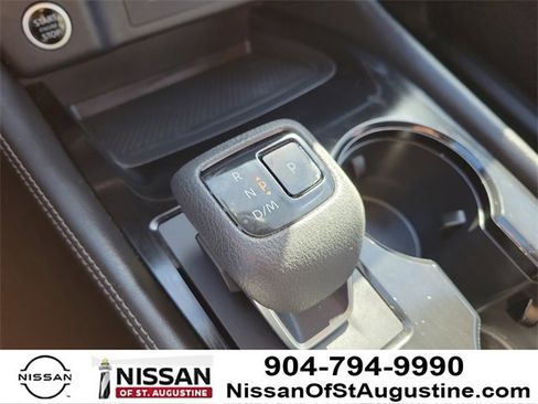 Used 2021 Nissan Rogue SL w/ Premium Package image 1