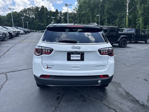 Used 2023 Jeep Compass Limited w/ Sun and Sound Group AWD/4WD image 8