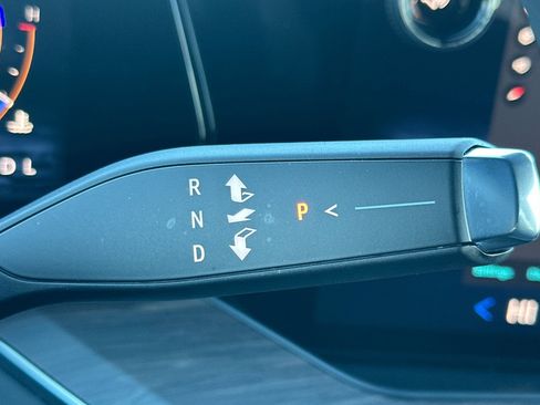 Certified 2025 Chevrolet Tahoe Z71 image 33