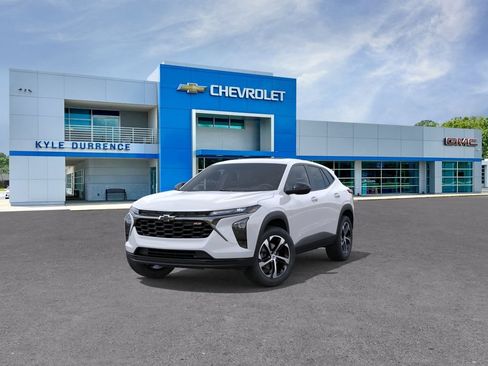 New 2026 Chevrolet Trax RS w/ Sunroof Package FWD image 8