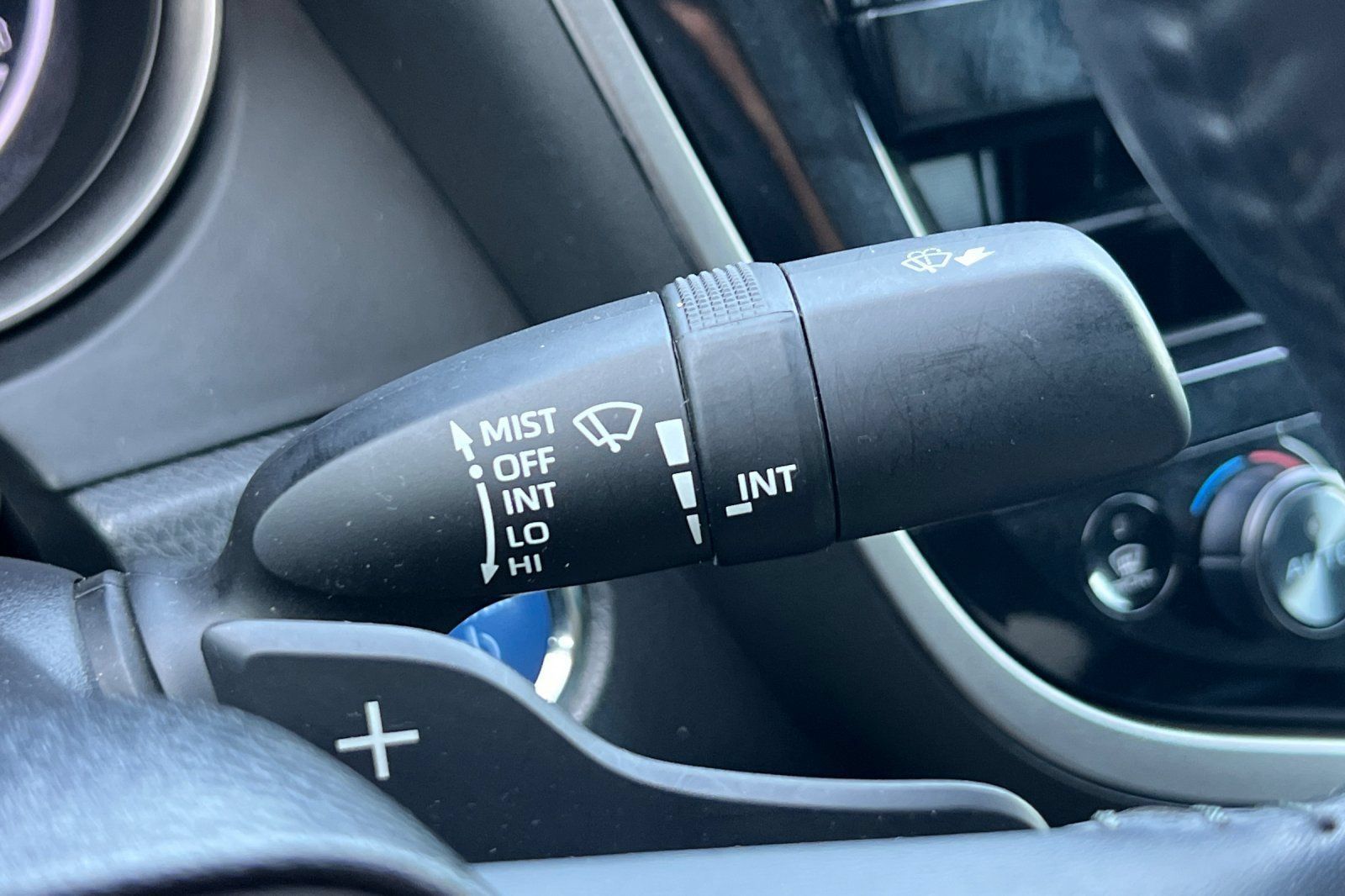 Used 2022 Toyota Camry XSE FWD image 33