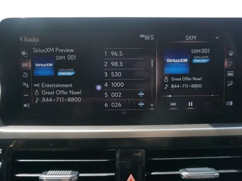 Used 2023 Lexus GX 460 Premium w/ Accessory Package AWD/4WD image 11
