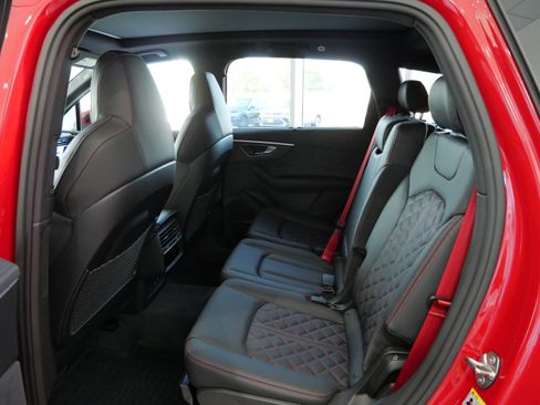 New 2026 Audi Q7 3.0T Prestige AWD/4WD image 6