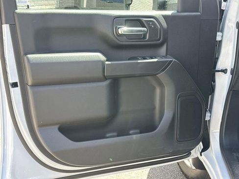 New 2026 GMC Sierra 2500 Pro w/ Convenience Package RWD image 17