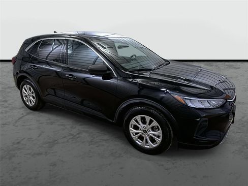 Used 2023 Ford Escape Active FWD image 4