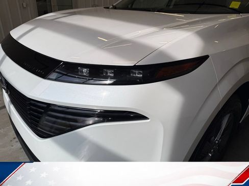 Used 2025 Nissan Murano SL AWD/4WD image 16