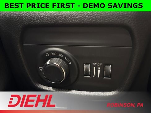 New 2026 Jeep Grand Cherokee Laredo image 23