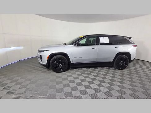 Used 2025 Jeep Wagoneer S Launch Edition AWD/4WD image 48