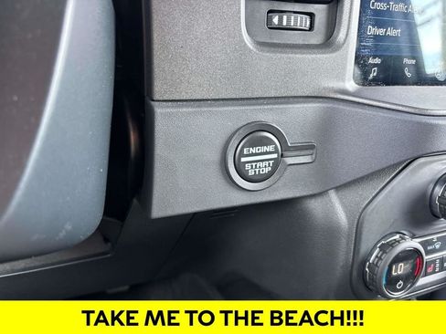 Used 2025 Ford Bronco Badlands AWD/4WD image 27
